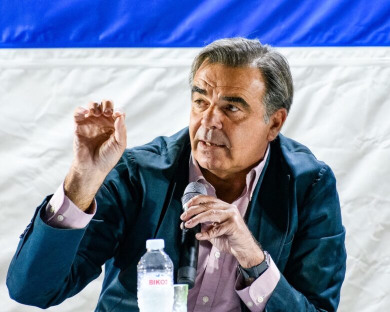 Δέσμευση Σχοινά για πάνω από 20 δισ. ευρώ προς τους Έλληνες αγρότες την επόμενη εξαετία