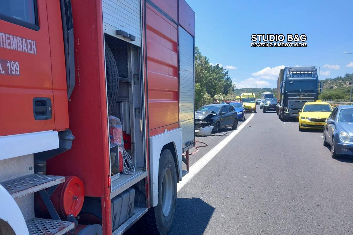 τροχαίο κόρινθος