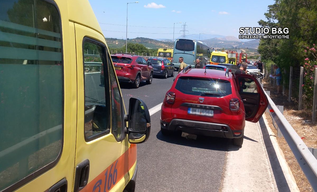 τροχαίο κόρινθος