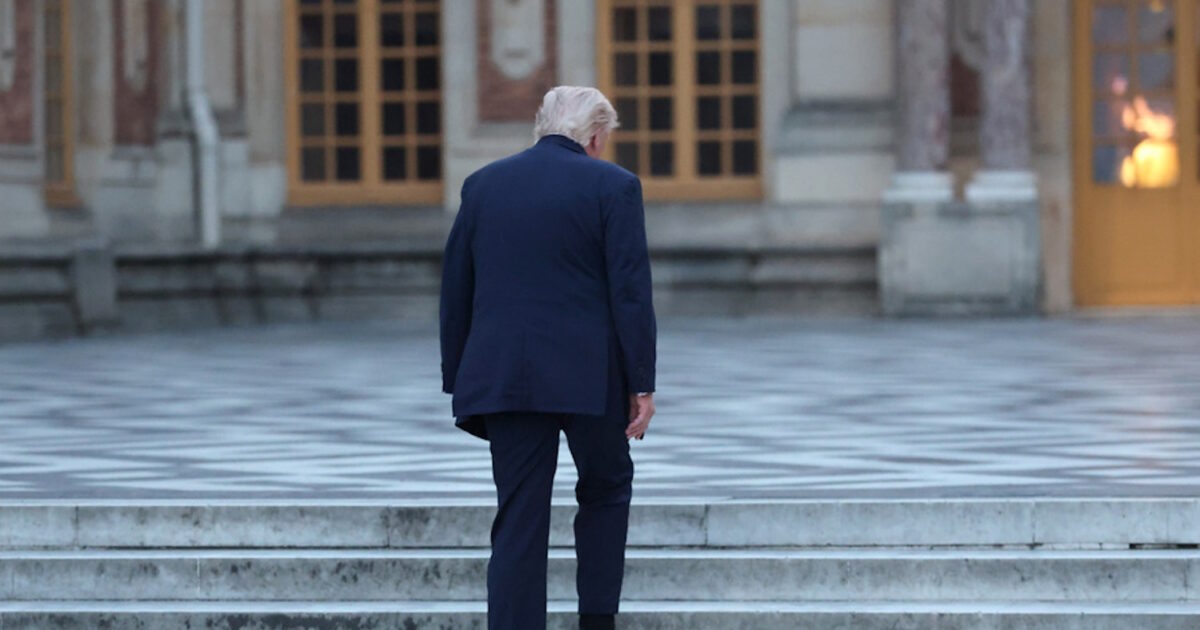 Ανάλυση New York Times: Ο Τραμπ ζητούσε «άνευ όρων παράδοση», αλλά το Ιράν στέφθηκε νικητής