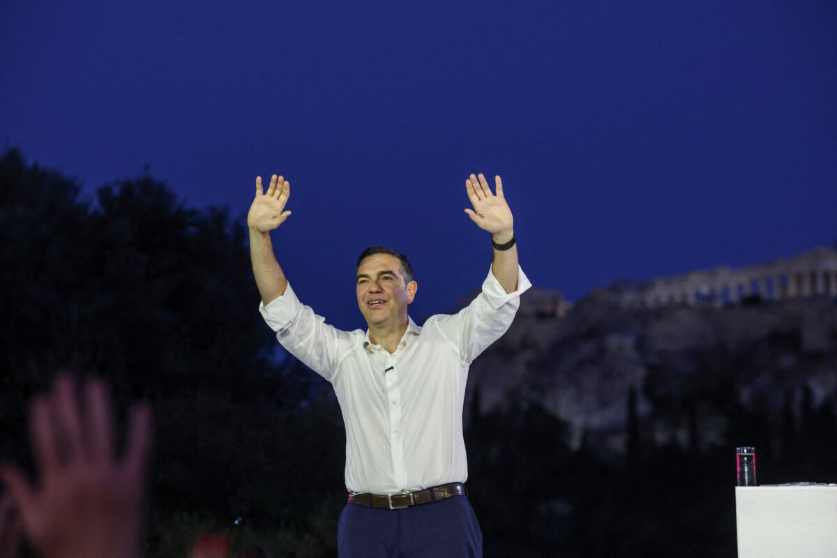 Ο Τσίπρας επιχειρεί δυναμικό come back με τρεις παρεμβάσεις 