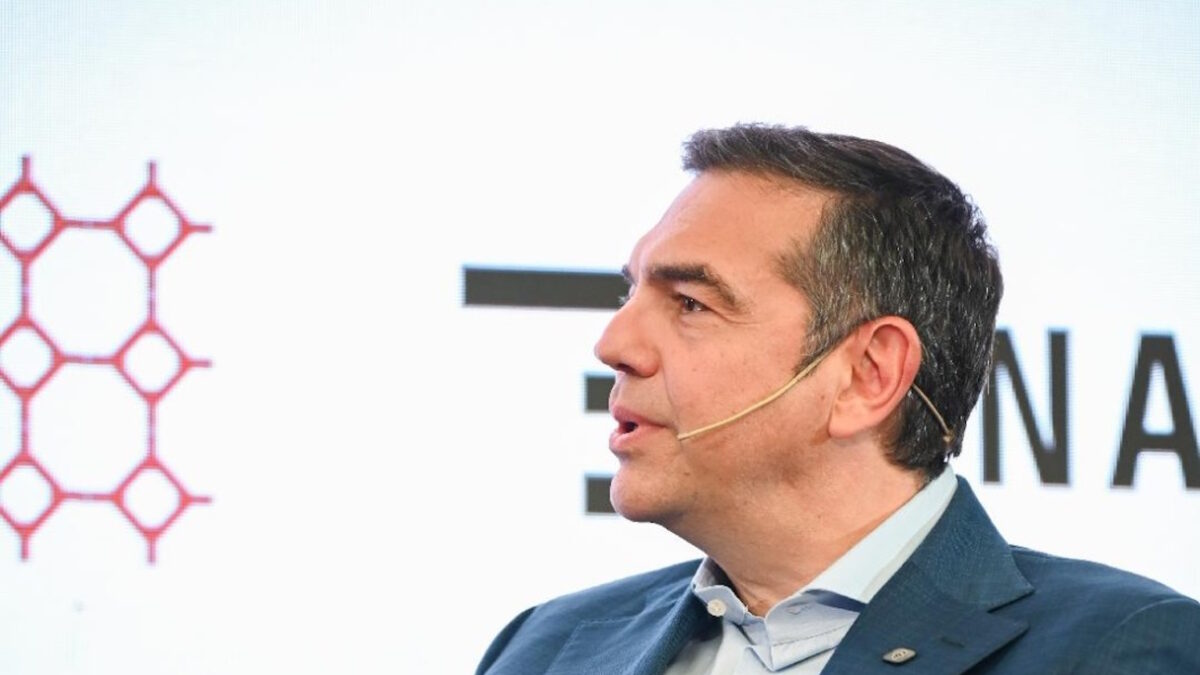 Ο Αλέξης Τσίπρας στο κλείσιμο των εργασιών της 3ης Διεθνούς Διάσκεψης για την Ειρήνη, που διοργάνωσε το Ινστιτούτο του στην Κύπρο