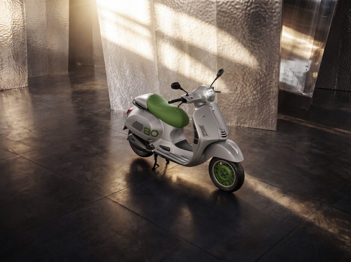 Επετειακή έκδοση Vespa Edizione Ottantesimo | Επικαιρότητα στο PlusTV.gr