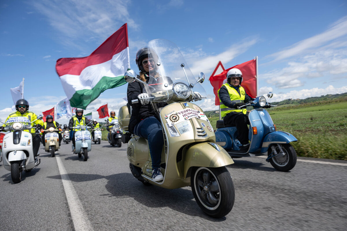 Vespa Roma 2026 – 80 Χρόνια από το εμβληματικό μοντέλο | Επικαιρότητα στο PlusTV.gr