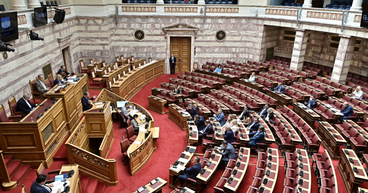 Νέος Κώδικας Τοπικής Αυτοδιοίκησης: Από την πρώτη Κυριακή θα εκλέγονται δήμαρχοι και περιφερειάρχες