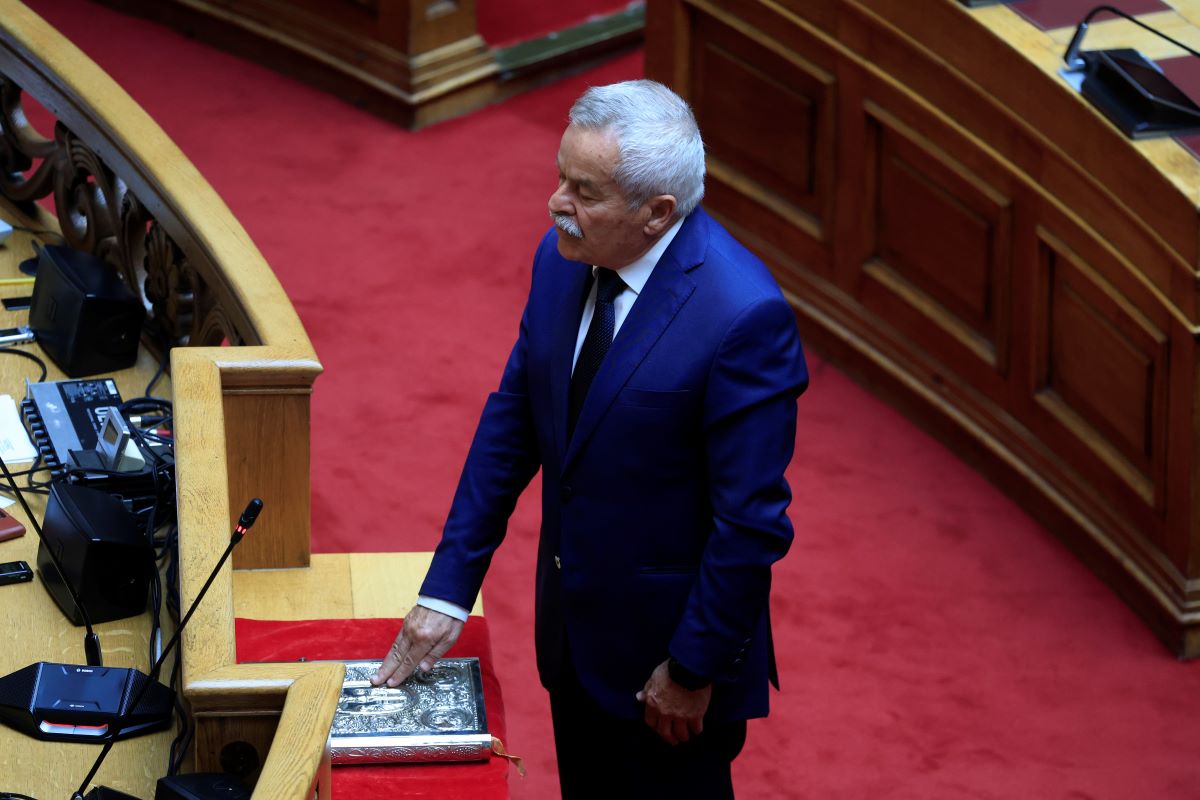 Ορκωμοσία του Κωνσταντίνου Κόλλια