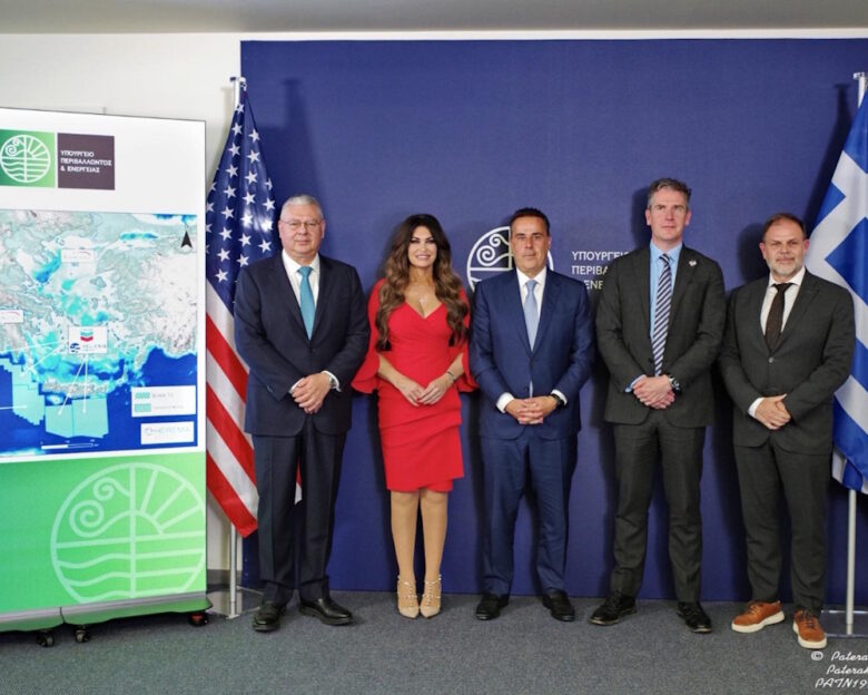 Πράσινο φως από το ΥΠΕΝ στην κοινοπραξία Chevron – HELLENiQ ENERGY για τη γεώτρηση στο Block 10
