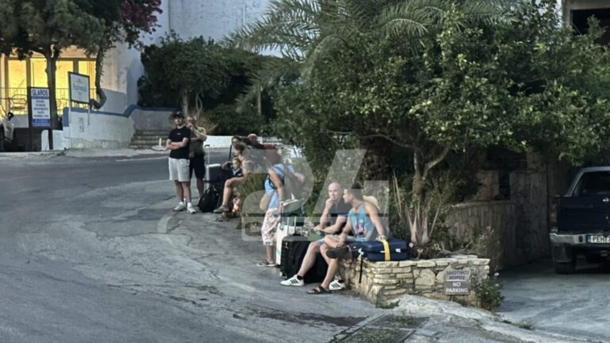 Εικόνες από την εκκένωση της Αγίας Γαλήνης