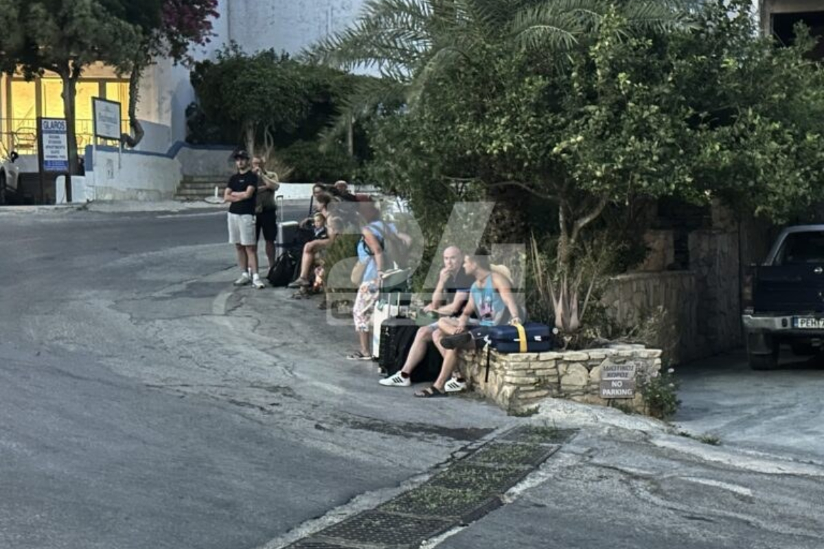 Εικόνες από την εκκένωση της Αγίας Γαλήνης