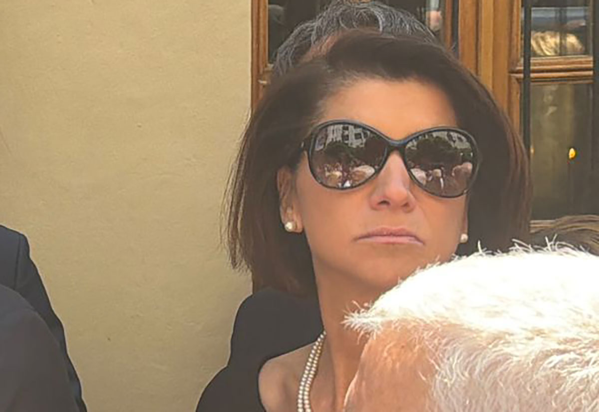 Η Αλεξία Μπακογιάννη στην κηδεία της Βάγιας Νέστορα - Ο πόνος είναι ίδιος