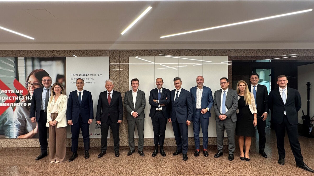 UniCredit και Alpha Bank ενισχύουν τη συνεργασία τους σε περιφερειακές αγορές