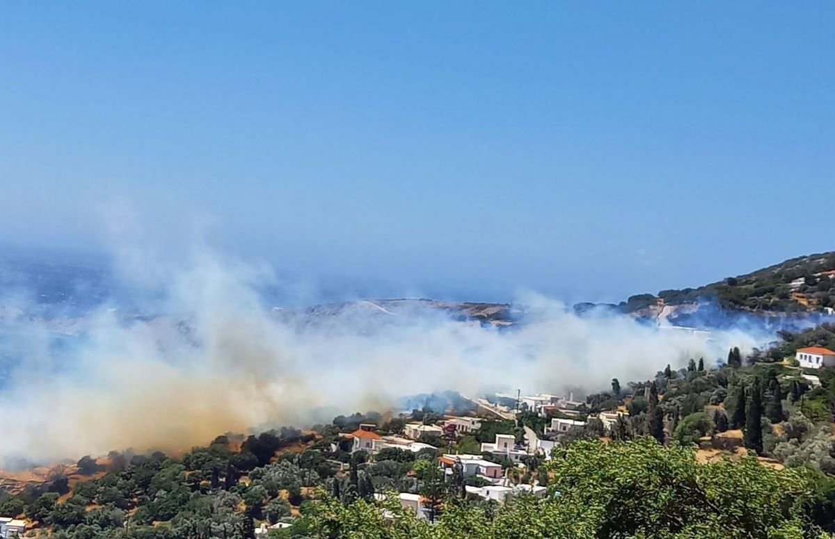 Φωτιά στην Άνδρο