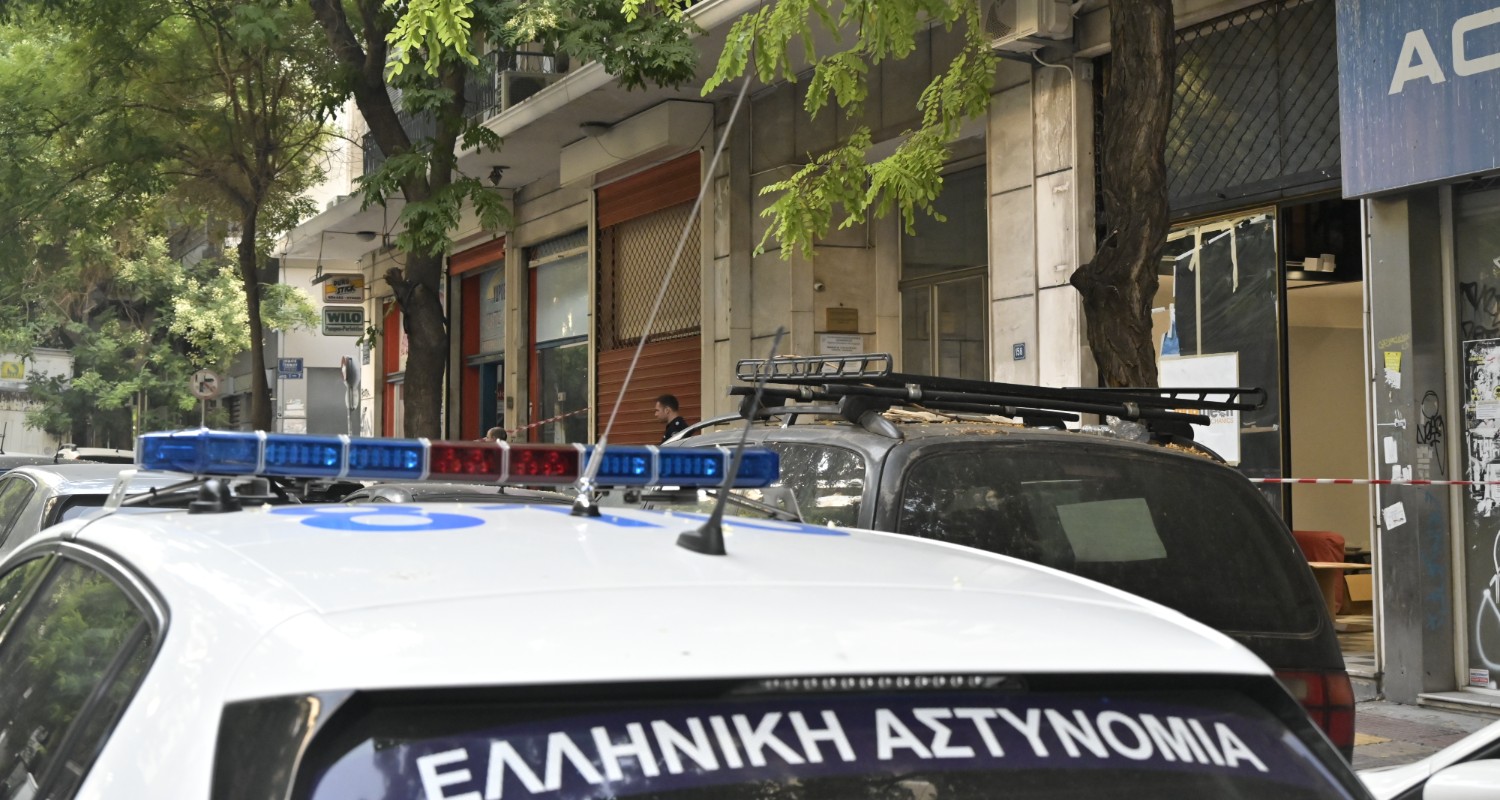 Χειροπέδες σε 34χρονο Τούρκο: Αναζητούνταν από την Ιντερπόλ για κλοπή και παρεμπόδιση άσκησης δημοσίου συμφέροντος