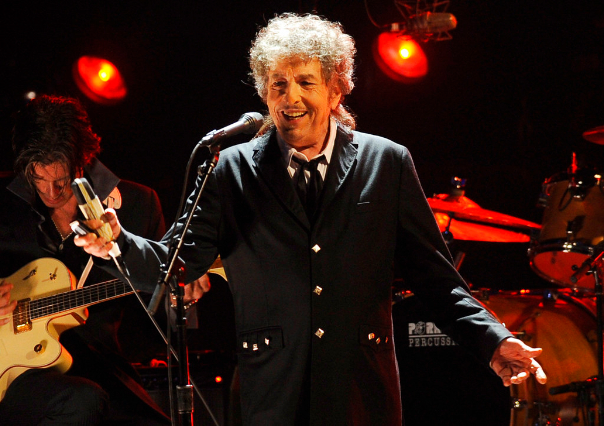 FILE I- In this Jan. 12, 2012 file photo, Bob Dylan performs in Los Angeles. President Barack Obama will award Dylan a Medal of Freedom at the White House later this spring.