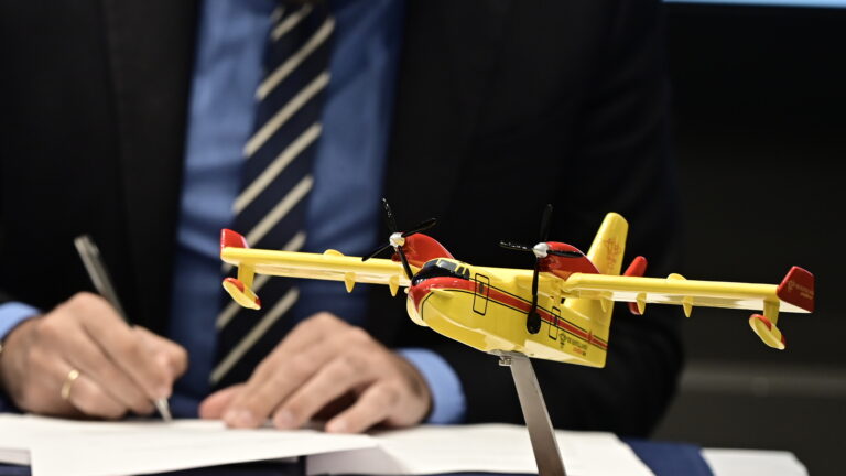 Canadair