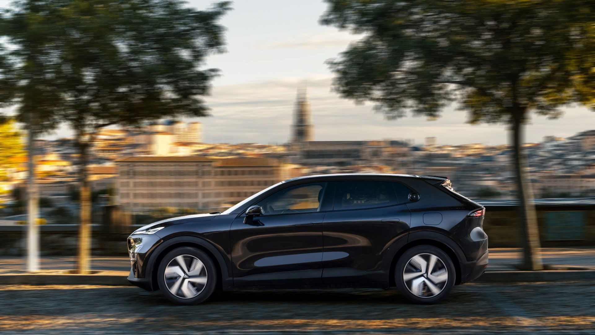 Το Changan Deepal S05 Plug-in Hybrid στην Ελλάδα με κατανάλωση 2,0 λτ./100 χλμ. - Τιμές και εκδόσεις