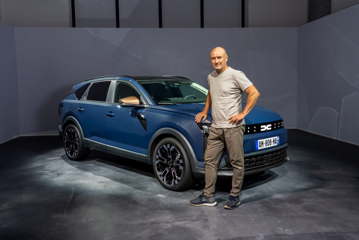Μια πρώτη γεύση από το νέο Dacia Striker που έρχεται να σκοράρει 