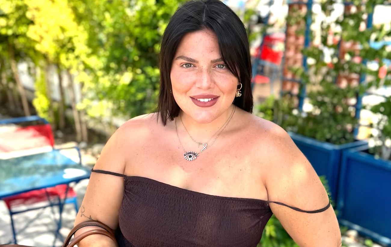 Η Δανάη Μπάρκα έκανε μία εντυπωσιακή αλλαγή στα μαλλιά της, 1,5 μήνα μετά τον γάμο της