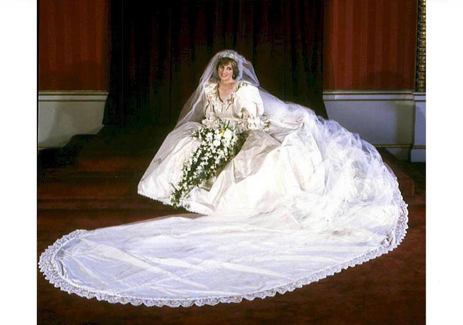 diana-wedding Η πριγκίπισσα Νταϊάνα νύφη
