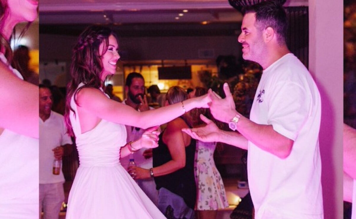 Η Δώρα Παντέλη έκανε pre wedding party - Το φωτογραφικό άλμπουμ από το γλέντι στην Κινέτα και ο χορός