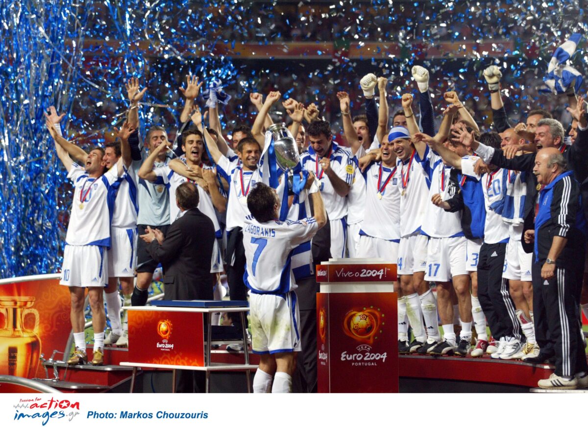 Euro 2004: 22 χρόνια από τη μέρα που η Εθνική ποδοσφαίρου έστειλε όλους τους Έλληνες στον «7ο ουρανό»