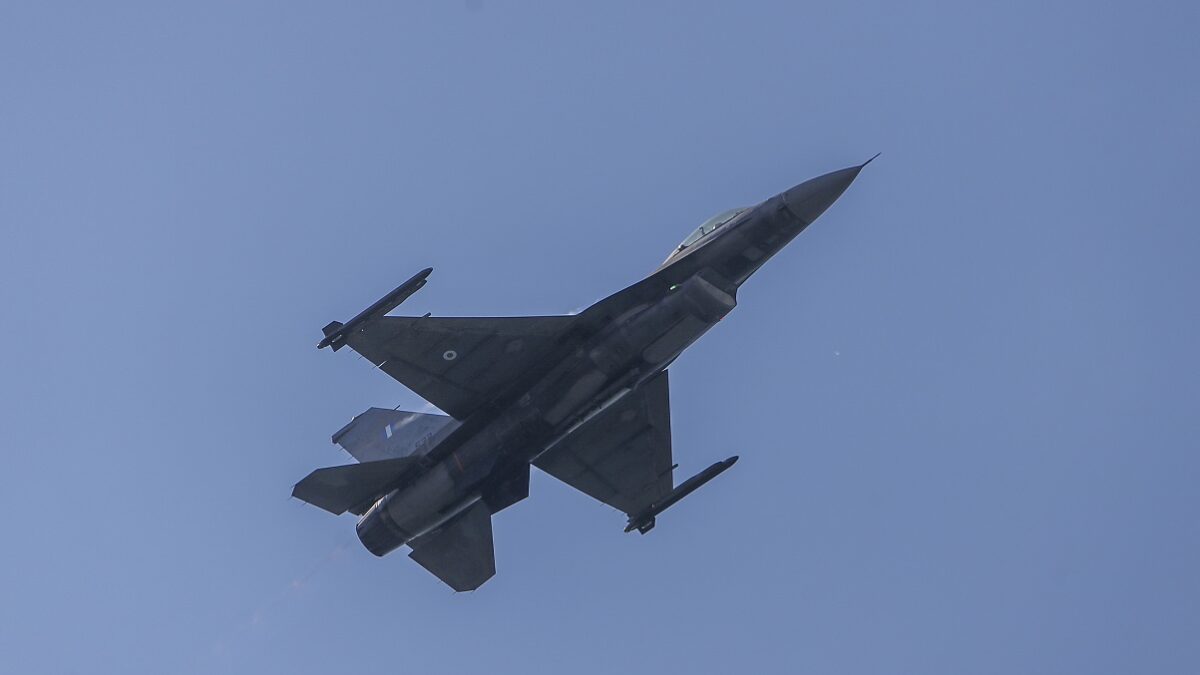 F-16