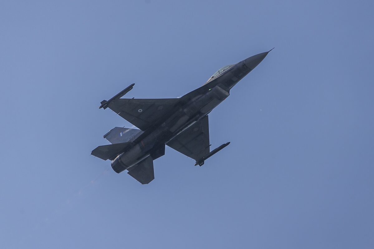 F-16