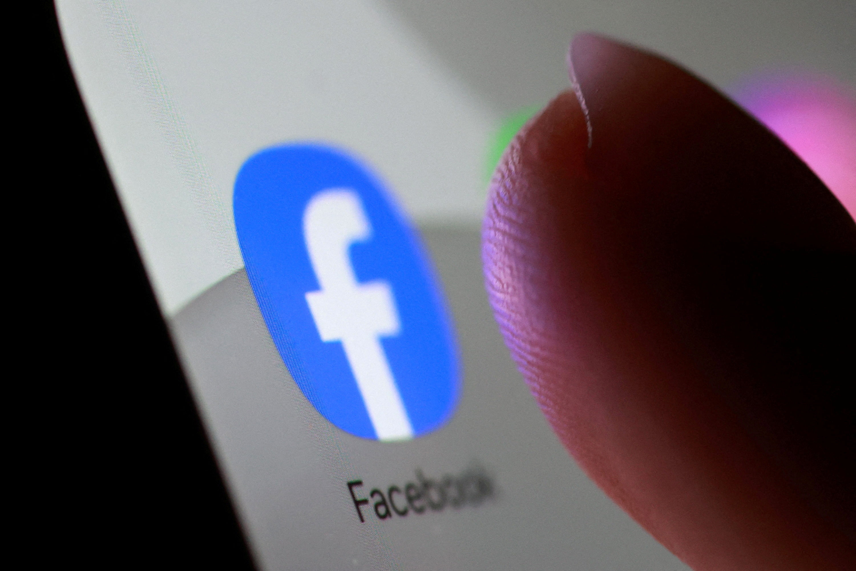 Τέλος στο ατελείωτο scrolling, όριο 2 ωρών την ημέρα σε Facebook και Instagram – Όσα αλλάζουν για τους ανήλικους μετά τον συμβιβασμό 17,1 δισ. δολαρίων της Meta