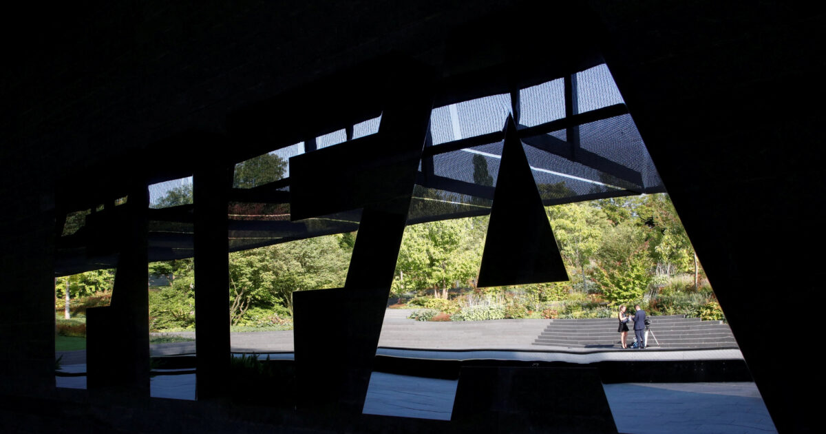 FIFA: «Δεν πουλάμε το Μουντιάλ, απλά φροντίζουμε για τα έσοδα»