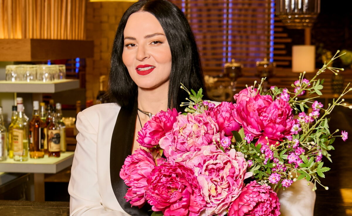 Το «First Dates» επιστρέφει στο Star με νέο κύκλο και οικοδέσποινα τη Ζενεβιέβ Μαζαρί
