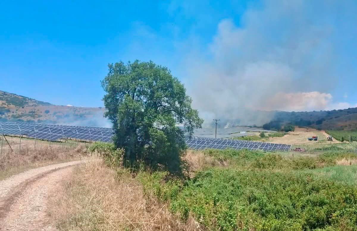 Φωτιά στον Αργυρόμυλο Λάρισας
