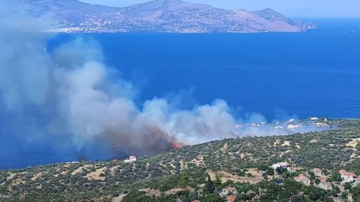 Φωτιά στον Άγιο Γεώργιο Μεθάνων