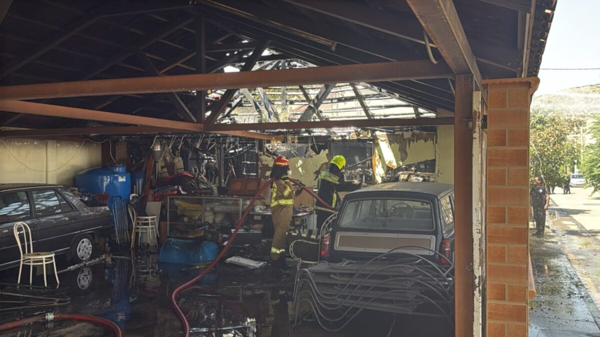 Φωτιά στα Άνω Λιόσια σε parking σπιτιού: 3 άτομα με εγκαύματα στο «Θριάσιο»