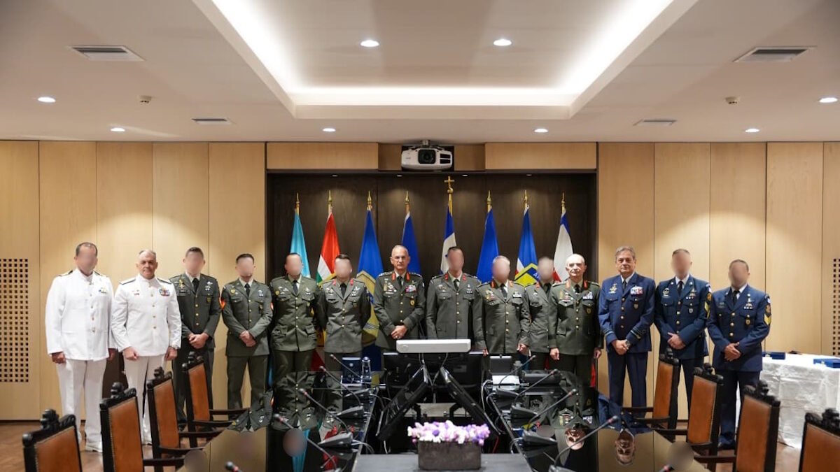 ΓΕΕΘΑ: Προαγωγή επ’ ανδραγαθία στον ανώτερο βαθμό για τα στελέχη των ΕΔ που συμμετείχαν στην αποστολή στη Λιβύη το 2023