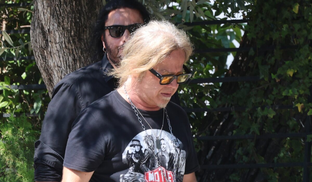 Ο Γιώργος Ελεύθερας αποχαιρετά τον Λορέντζο Καριέρε: Όταν ανταμώσουμε εκεί ψηλά, θα τραγουδήσουμε ξανά