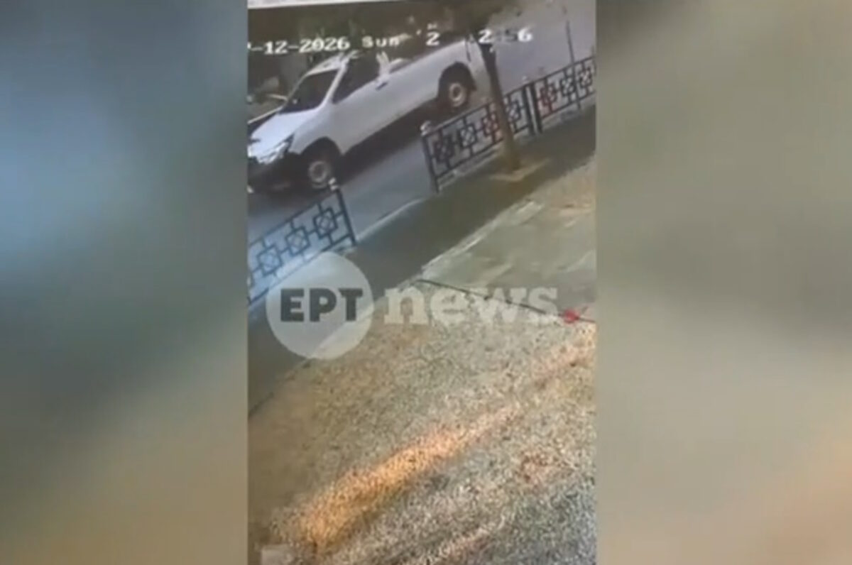Φωτιά στο παλιό κτίριο του Μπάντμιντον στο Γουδί: Το βίντεο ντοκουμέντο που «έκαψε» τους τρεις συλληφθέντες