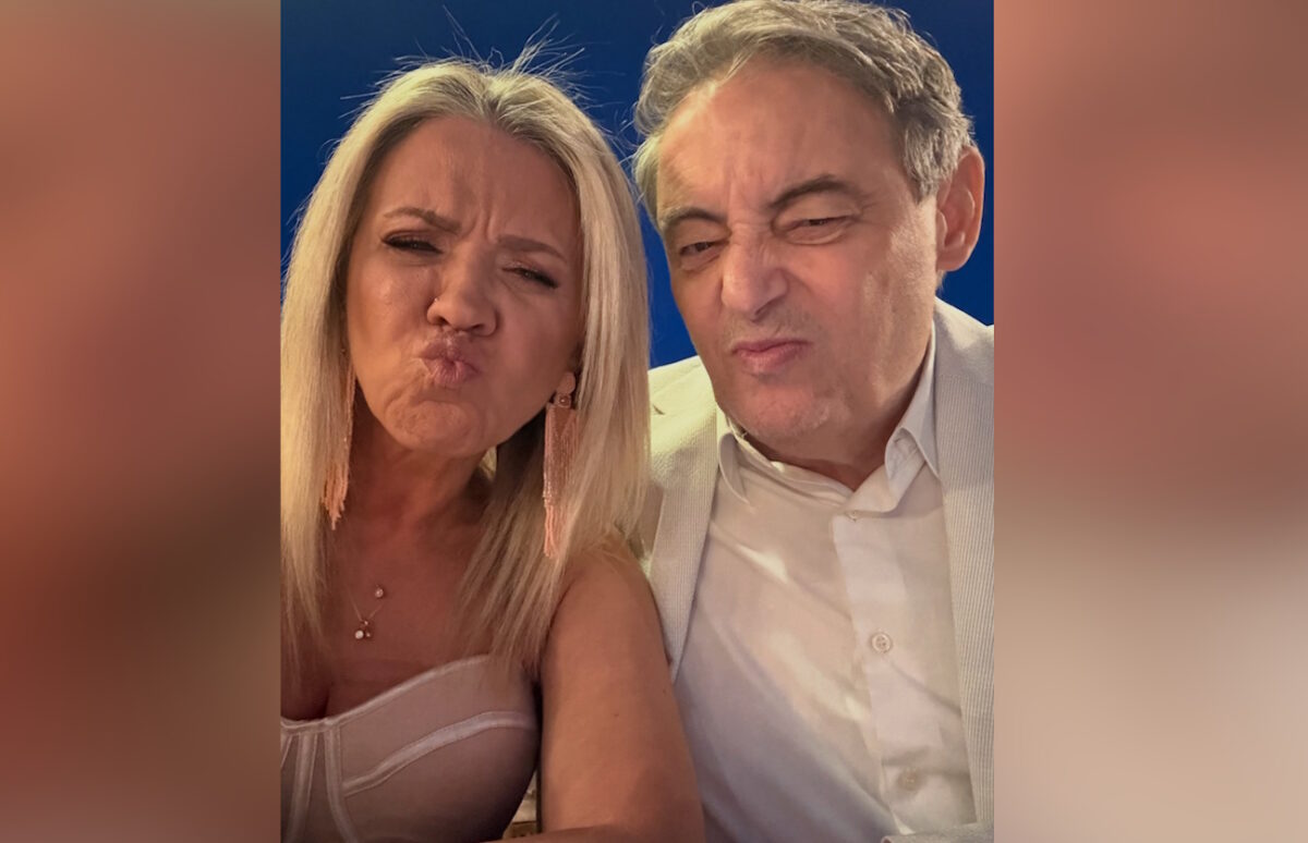 Ιορδάνης Χασαπόπουλος: Οι σπάνιες funky φωτογραφίες με τη σύζυγό του στο Instagram