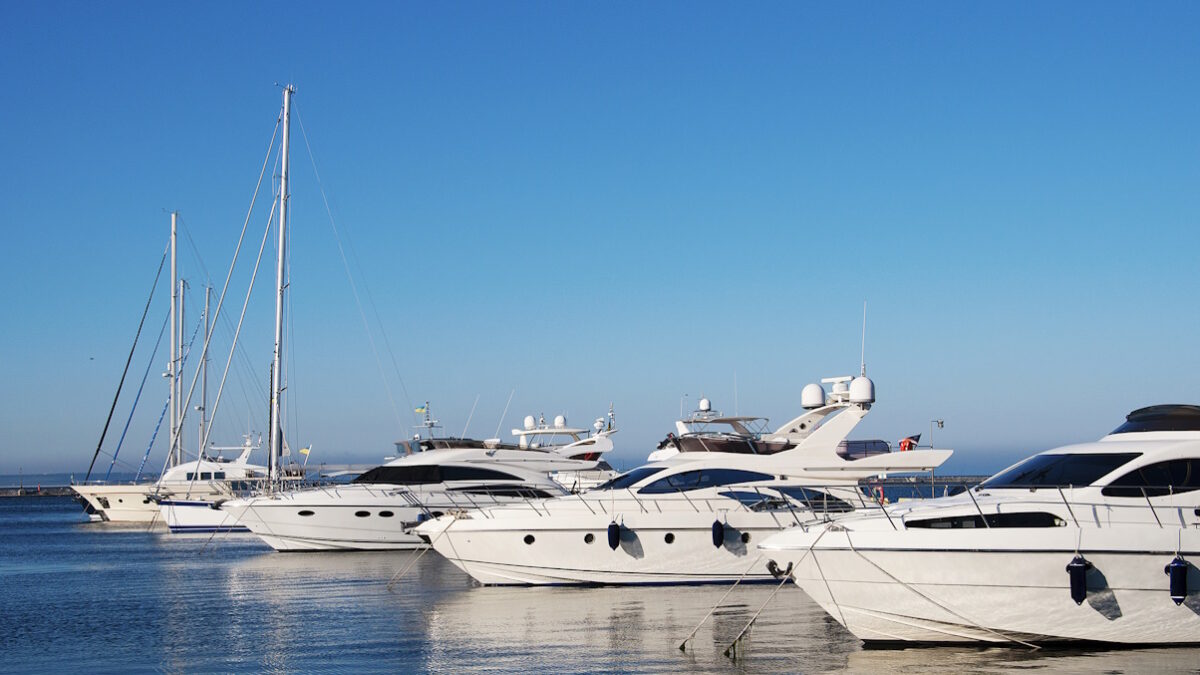 Marine parking of boats and yachts