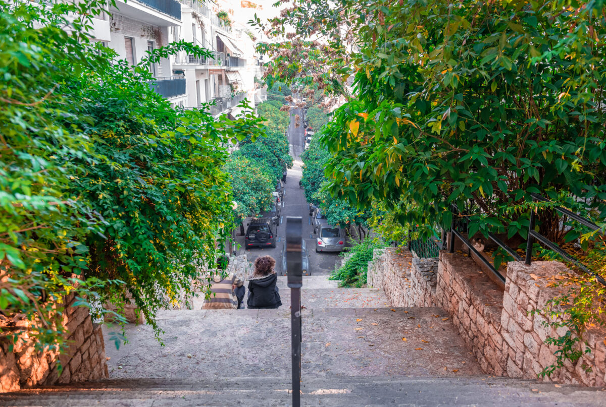Στο Κολωνάκι, η Αθήνα βρίσκει τον ρυθμό της