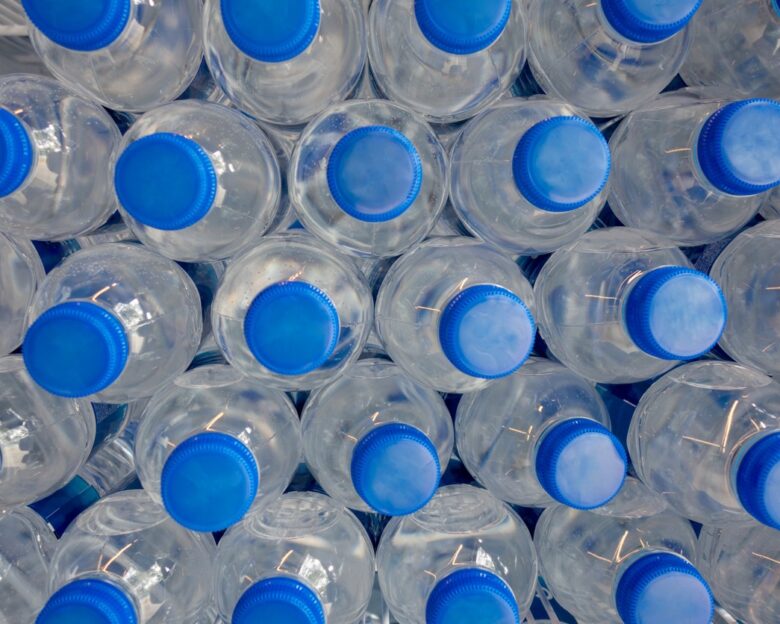 pet water, water, market
