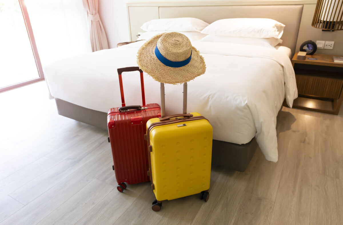 Η Booking στο «μάτι του κυκλώνα»: Έλεγχος από την Επιτροπή Ανταγωνισμού και αγωγές στην Ευρώπη