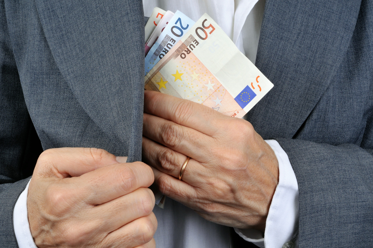 ΔΕΘ 2026: Πακέτο ελαφρύνσεων και χρηματοδότηση έως 5 δισ. ευρώ στην αγορά – Τι κερδίζουν επαγγελματίες, ταξί, επιχειρήσεις, αγρότες και τρίτεκνοι