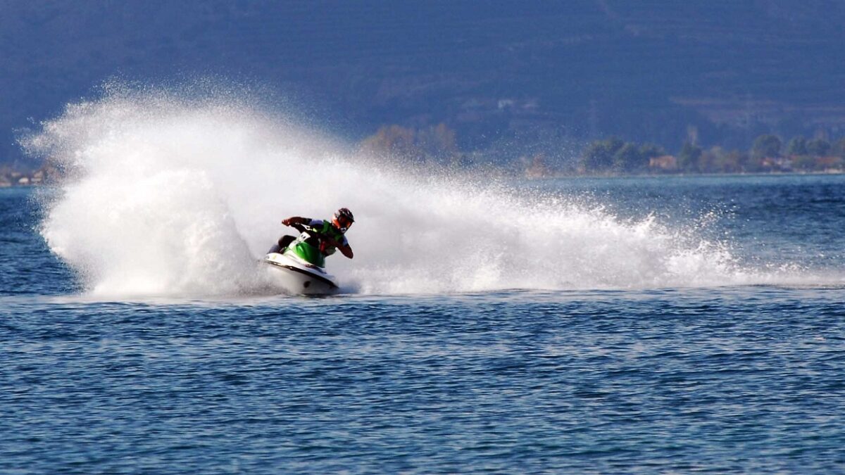 JET SKI