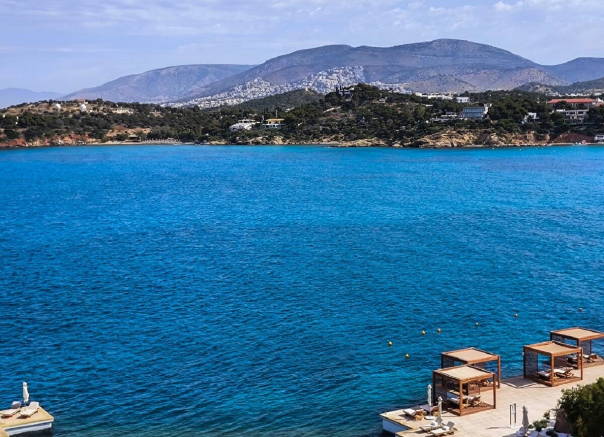 Καιρός σήμερα: Βροχές και μικρή πτώση της θερμοκρασίας