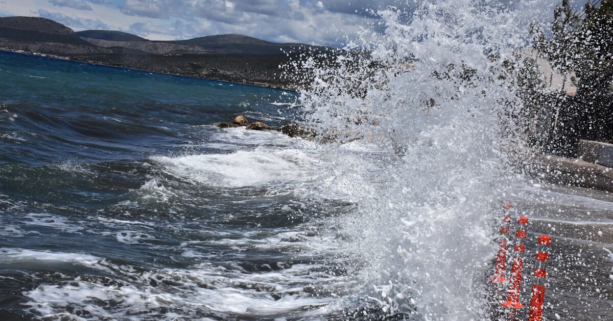 Καιρός αύριο: Θυελλώδεις άνεμοι έως 9 μποφόρ – Στους 28 βαθμούς Κελσίου η θερμοκρασία