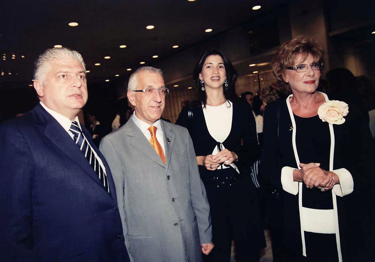 Νικήτας Κακλαμάνης για Μάρω Κοντού: Αγαπημένη μου φίλη, καλό σου ταξίδι στ' αστέρια, απ' όπου θα λάμπεις για πάντα