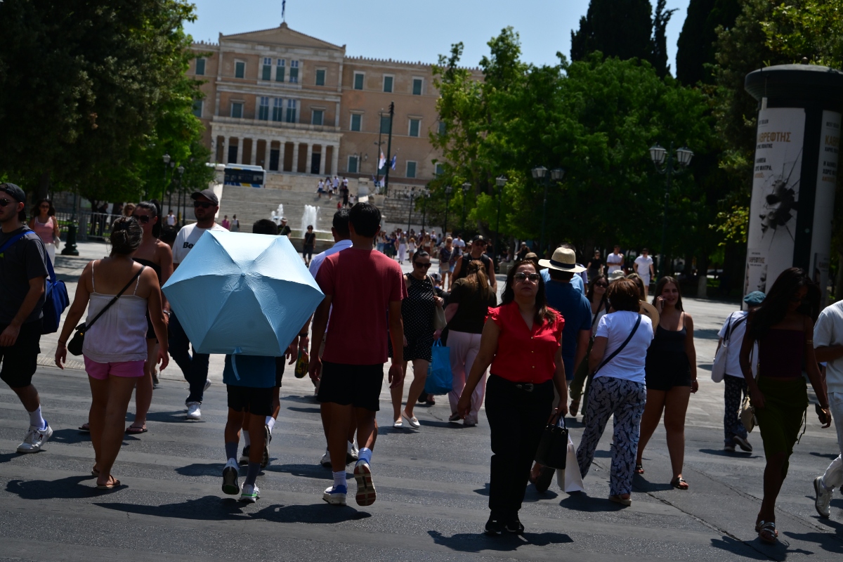 Καιρός: Το «αντίο» του καύσωνα με 43,5 βαθμούς Κελσίου - Σε ποιες περιοχές χτύπησε «κόκκινο» η θερμοκρασία