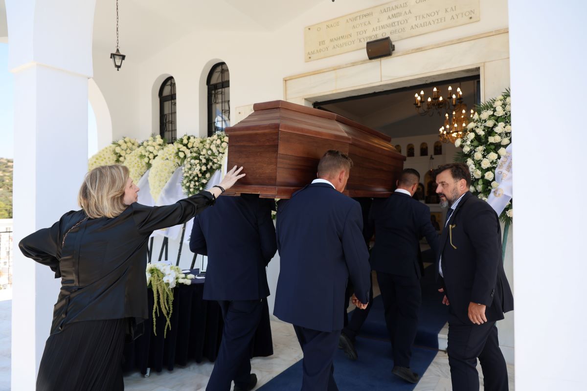 Κηδεία Βασίλη Λεβέντη