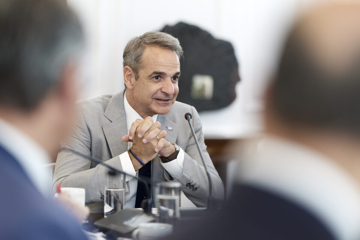 Δωρεά 160 εκατ. ευρώ από τις τράπεζες για ΕΚΠΑ, ΑΠΘ και ΕΜΠ - Μητσοτάκης: «Τέλος στην ιστορική ανορθογραφία των καταλήψεων»
