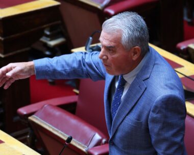 Ένταση στη Βουλή με τον Δημήτρη Κυριαζίδη